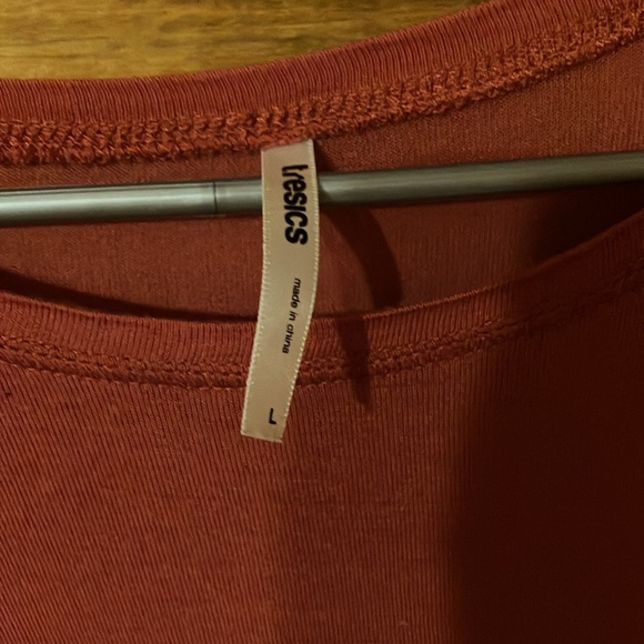 Bundle of 5 tops - Picture 3 of 13